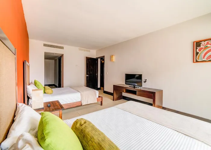 Aldea Thai By Mistik Vacation Apartahotel 4*